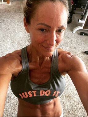 Vintage Nike sports bra, grey/pink worn maybe 10-15times over the years
